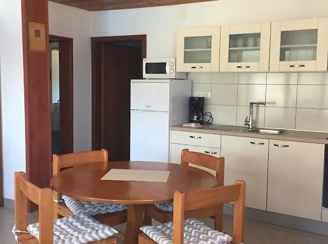 By The Sea Sali, Dugi Otok - 880 * 萨利